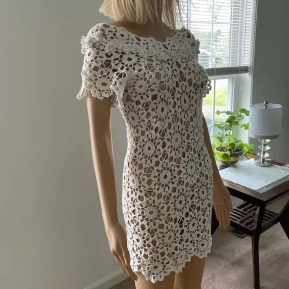 ❤️ Handmade knitted white Dress with Pearl - Picture 6 of 7